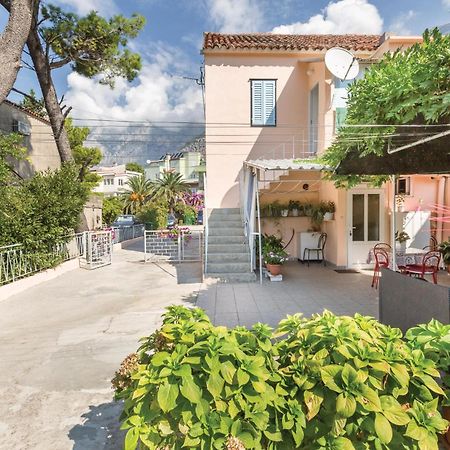 Awesome Apartment In Makarska With Kitchen Kültér fotó