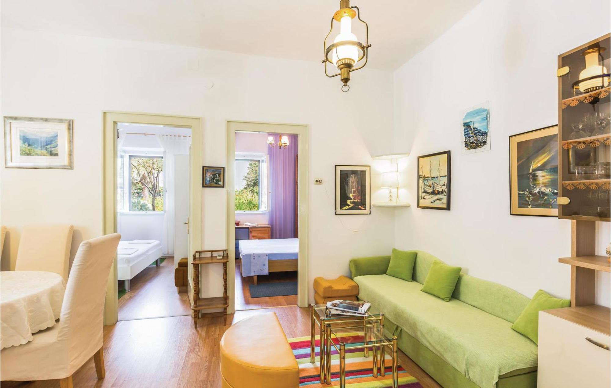 Awesome Apartment In Makarska With Kitchen Kültér fotó